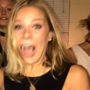 Meet your Posher, Eliza